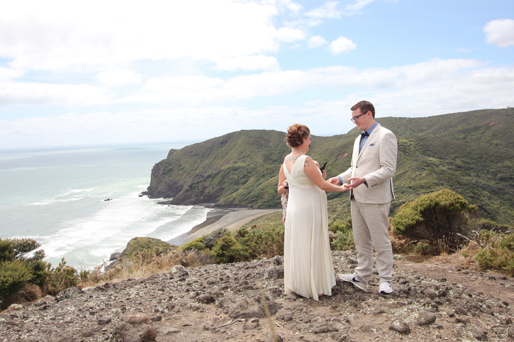 Anawhata_beach_wedding-120