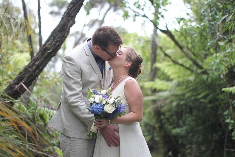 Anawhata_beach_wedding-253